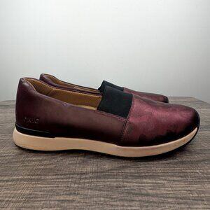 Vionic Cameo Burgundy Camo Slip On Loafers Size 8.5 Comfort Casual